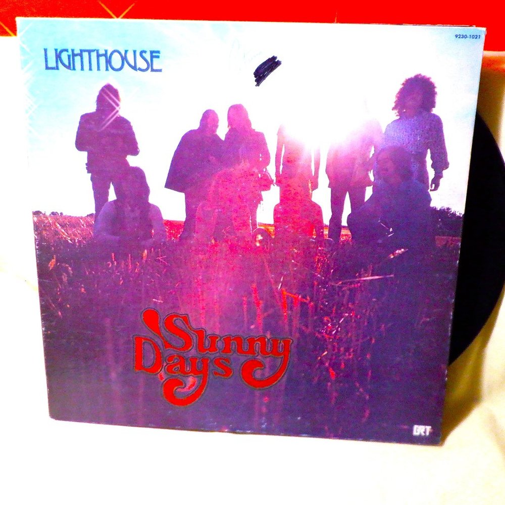 ~~~ LIGHTHOUSE ~~~ Sunny Days